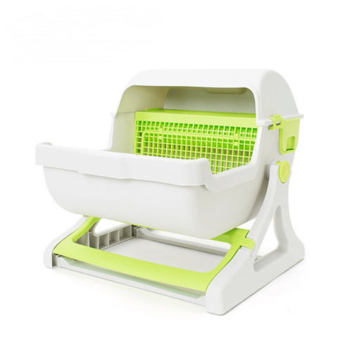 Sleek Kitty Corner Cat Litter Box